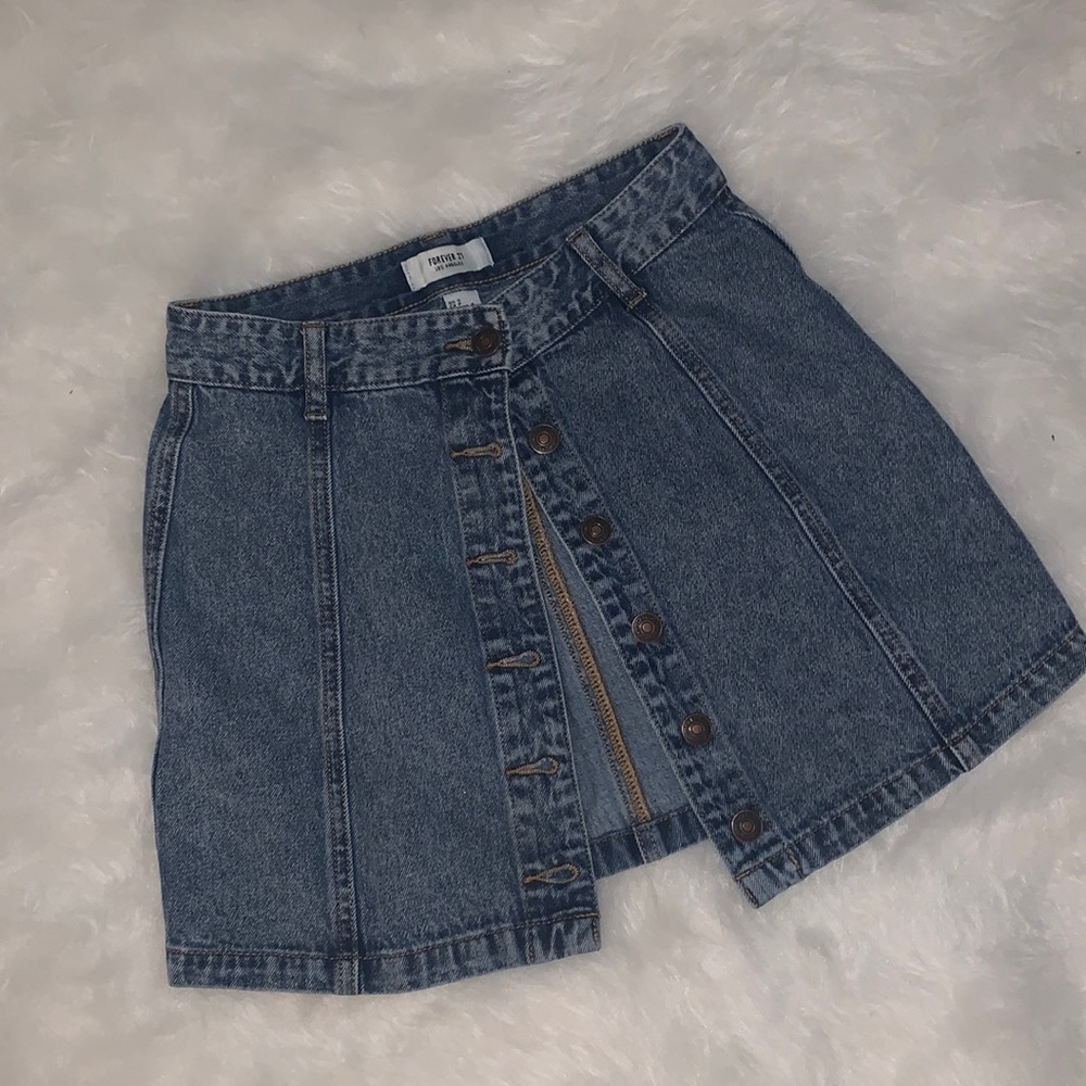 Forever XXI denim skirt size Small.